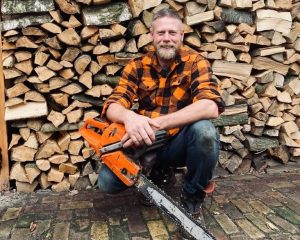 Een ecologisch onderzoek voordat een boom wordt gekapt.